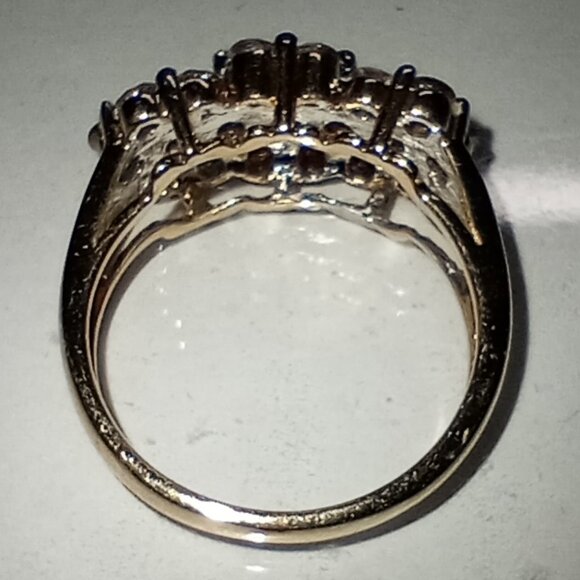 $ALE!  10Kt Yellow or White Gold 1.50ctw Diamond Flower Cluster Ring - Picture 12 of 13